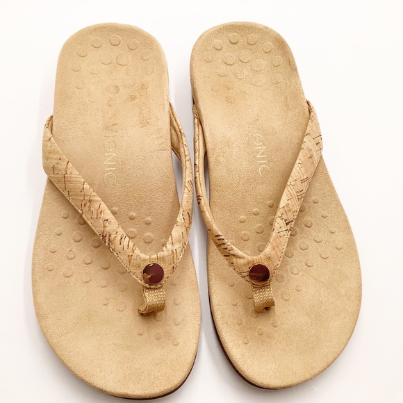 {Vionic} Mona Cork Thong Sandals - Picture 6 of 6